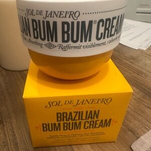 Sol de Janeiro Brazilian Bum Bum Cream -